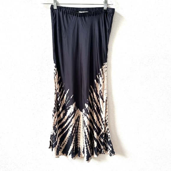 Young Fabulous & Broke Dresses & Skirts - Young Fabulous Broke Tie Dye Midi skirt Size Medium